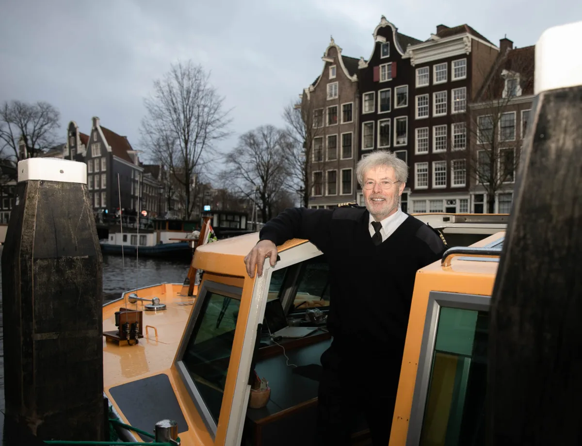 Canal Cruise Grachtenfahrt Amsterdam abends skipper