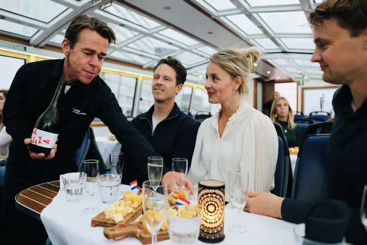 Culinaire Vaartochten • Amsterdam Circle Line - Méér dan een Rondvaart