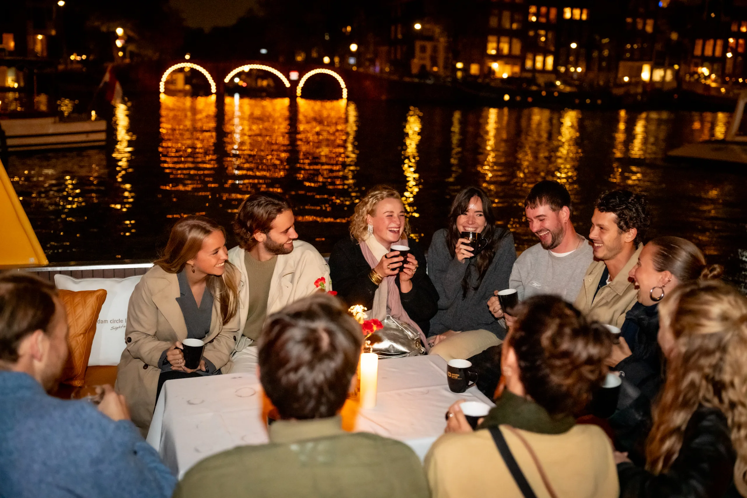 Amsterdam Circle Line - Amsterdam Light Festival Rondvaart + onbeperkt drankjes ???? hero